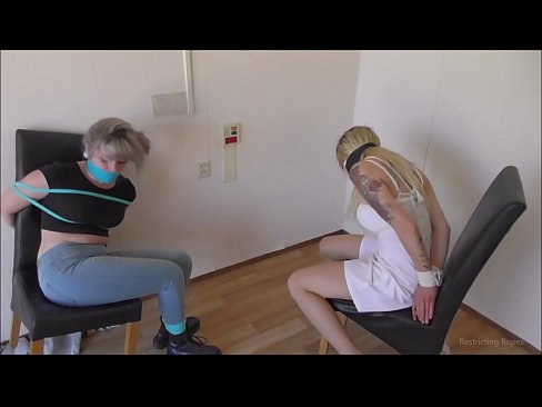 ❤️ An kamu da cutar / ɗaure kuma ta gaga / yarinya cikin damuwa ☑ Batsa vk ️❤